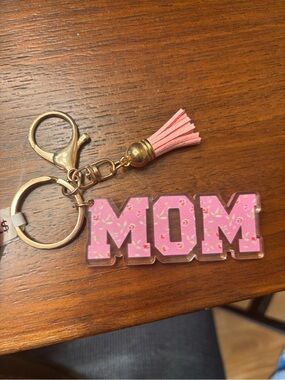 New Pink "MOM" Floral Keychain with Tassel